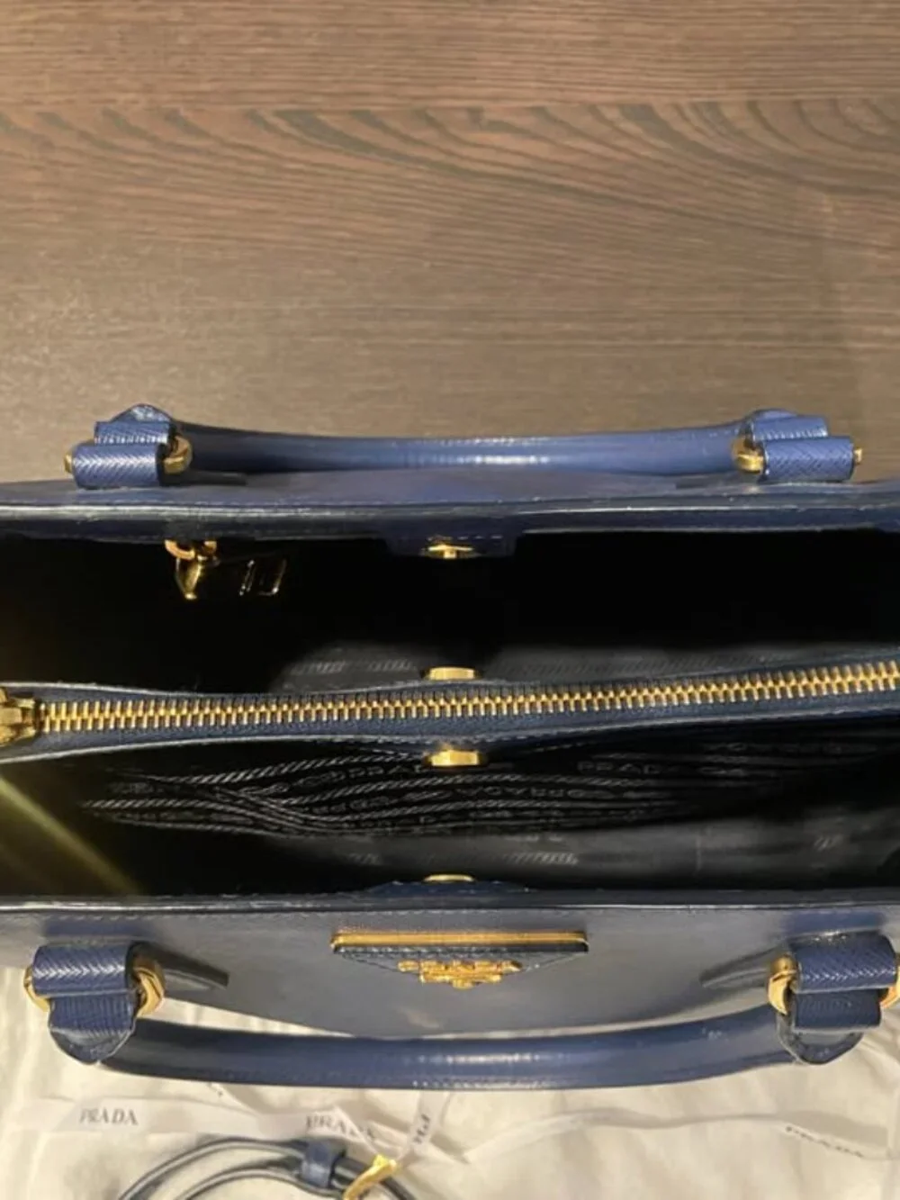 PRADA Saffiano Lux - color bluette (true navy blue) - Picture 2 of 7